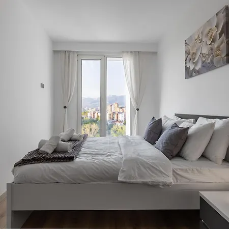 Cevahir Sky 2br Family Apt, Fitness &