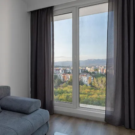 Cevahir Sky 2br Family Apt, Fitness & Apartman *