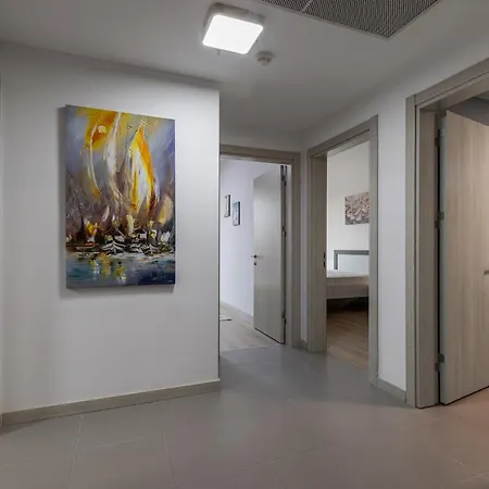 Cevahir Sky 2br Family Apt, Fitness & *